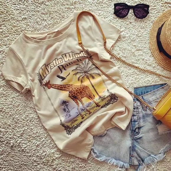 Mystic Winds vintage tee - Picture 8 of 16